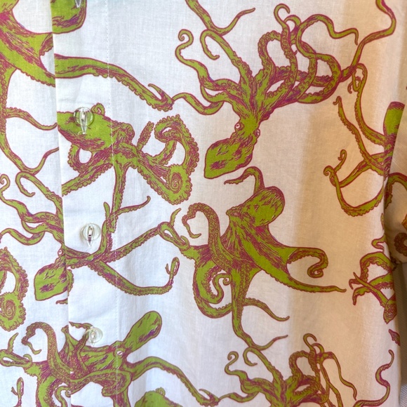 EBAY store Embroidered Logo Octopus Short Sleeve Button Down Shirt - Picture 7 of 8